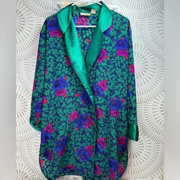 Victoria's Secret Other - Victoria's Secret Gold Label Color Green Floral Sleep Shirt Sz-Small VINTAGE